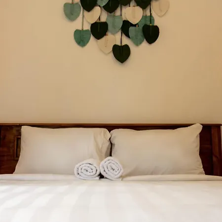 Kubu Satya Hotel
